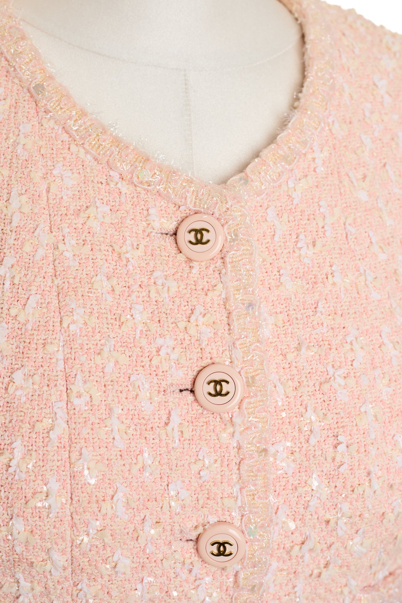 Chanel Vintage 1995 SS Barbie Runway Pink Cropped Tweed Jacket Skirt Suit Set