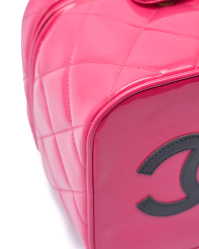Chanel Vintage 1995 SS Barbie Runway Fuschia Patent Leather Vanity