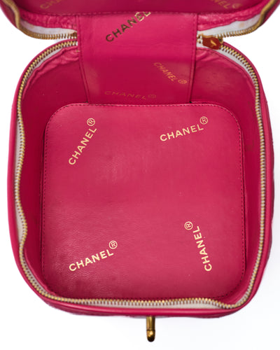 Chanel Vintage 1995 SS Barbie Runway Fuschia Patent Leather Vanity