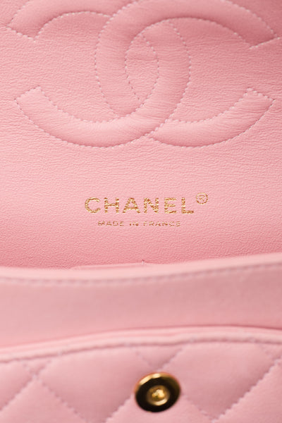 Chanel Rare Vintage Sakura Pink Lambskin Medium Classic Double Flap