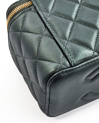 Chanel 2022 Emerald Green Lambskin Vanity Bag