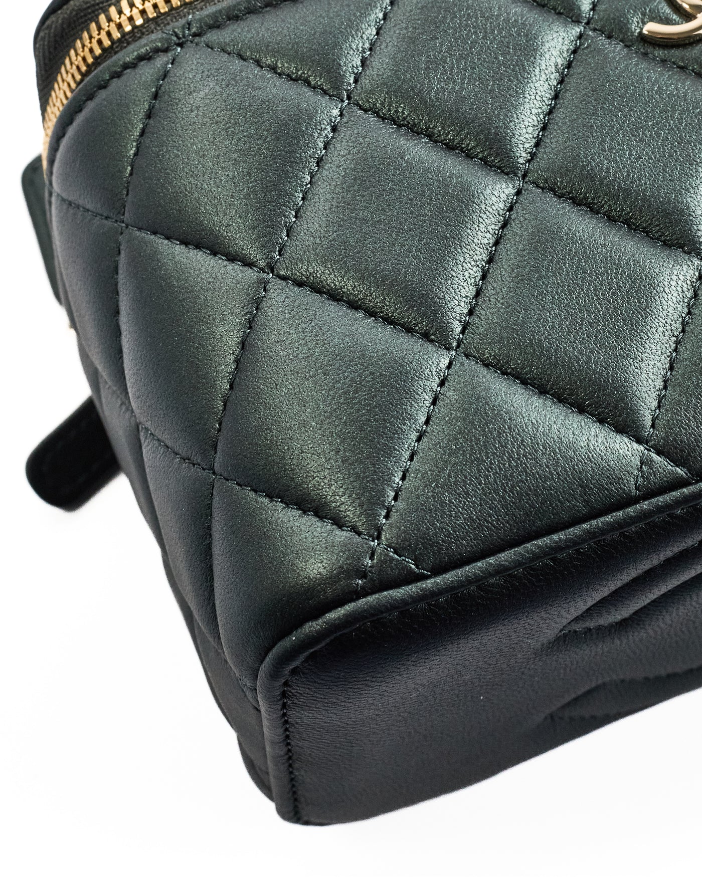 Chanel 2022 Emerald Green Lambskin Vanity Bag