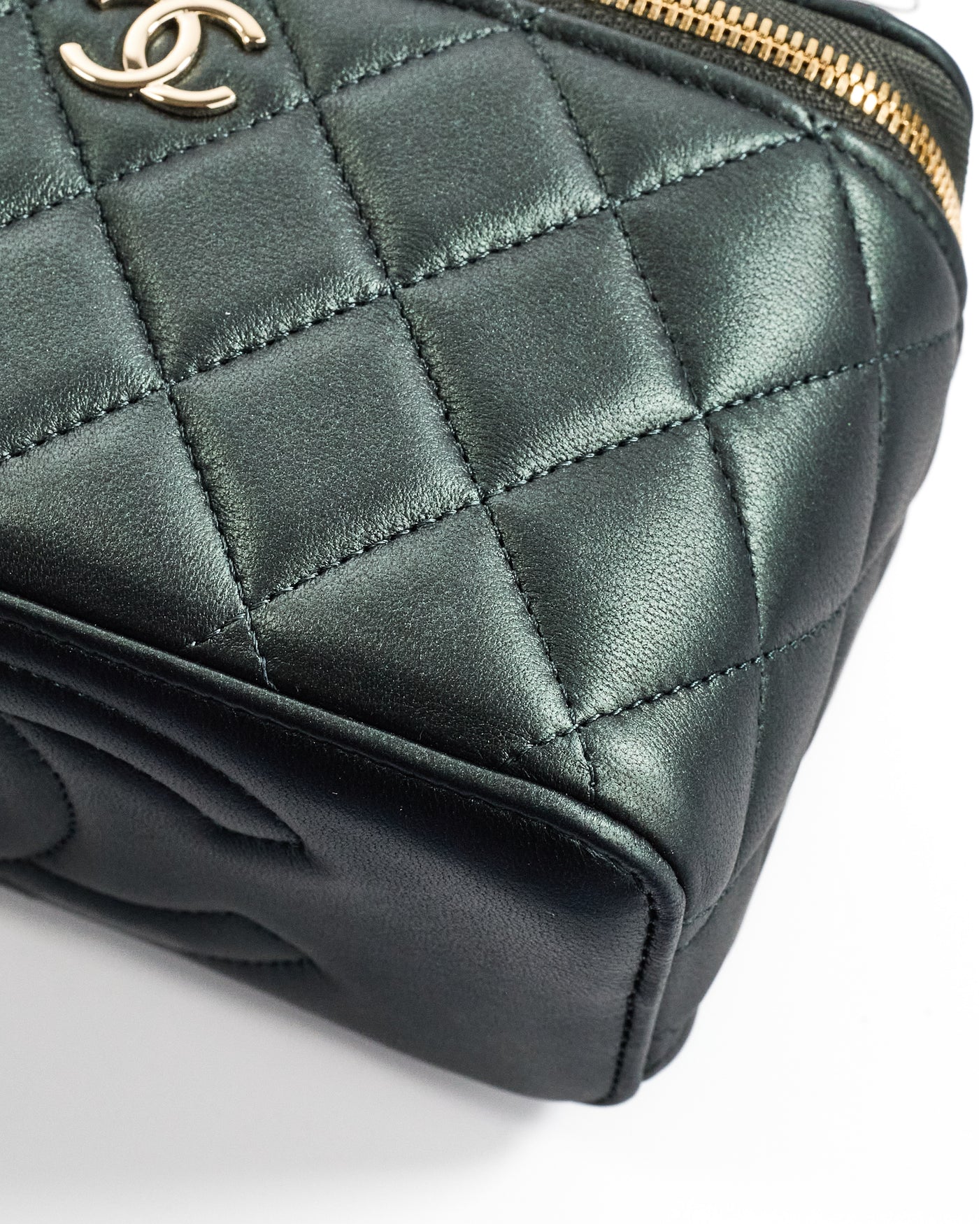 Chanel 2022 Emerald Green Lambskin Vanity Bag