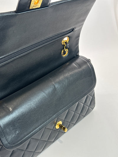 Chanel Vintage Black Lambskin Classic Medium Double Flap