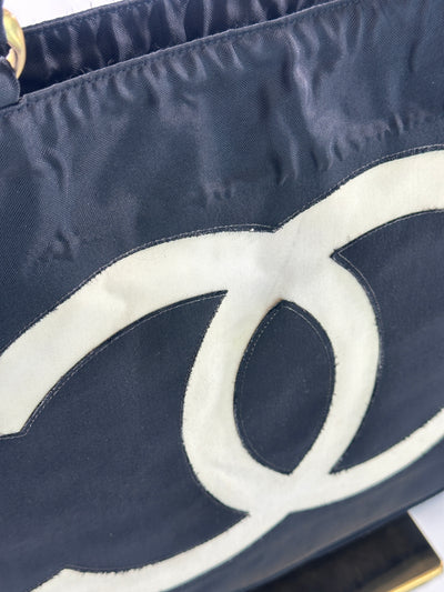 Chanel Vintage 1992 RW Runway XXL CC Tote