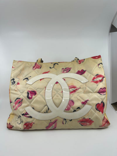 Chanel Runway Lips Print Tote