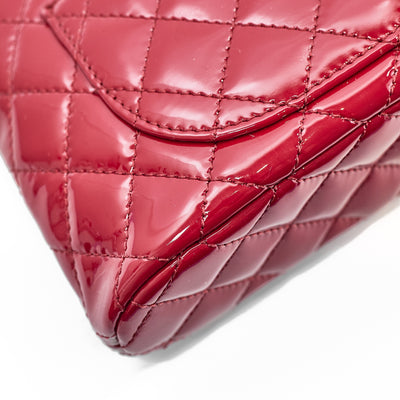 Chanel 2023 SS Red Patent Mini Clutch on Chain