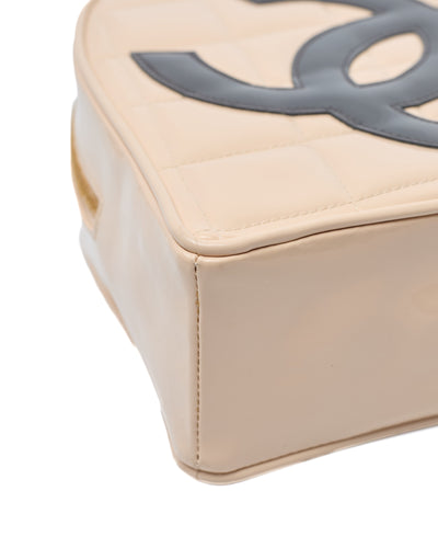Chanel Rare Vintage 1995 SS Barbie Runway Beige CC Heart Bag