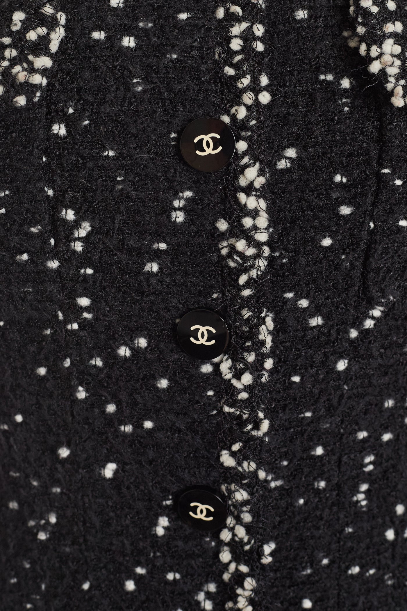 Chanel 1995 Fall/Winter Runway Black Boucle Jacket