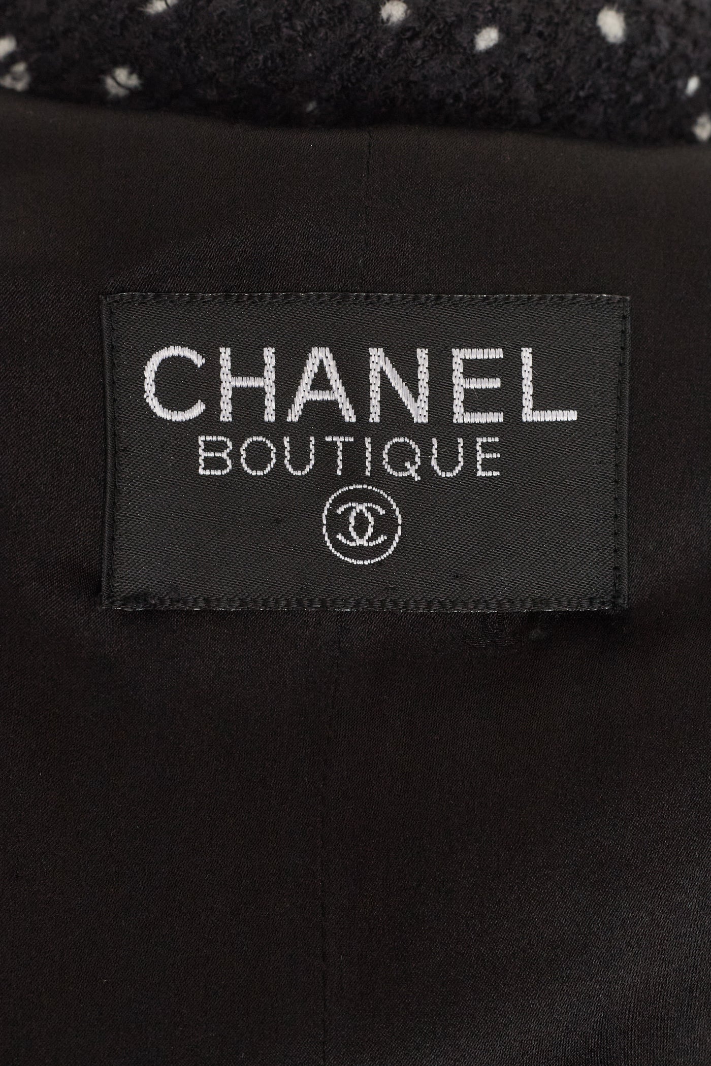 Chanel 1995 Fall/Winter Runway Black Boucle Jacket
