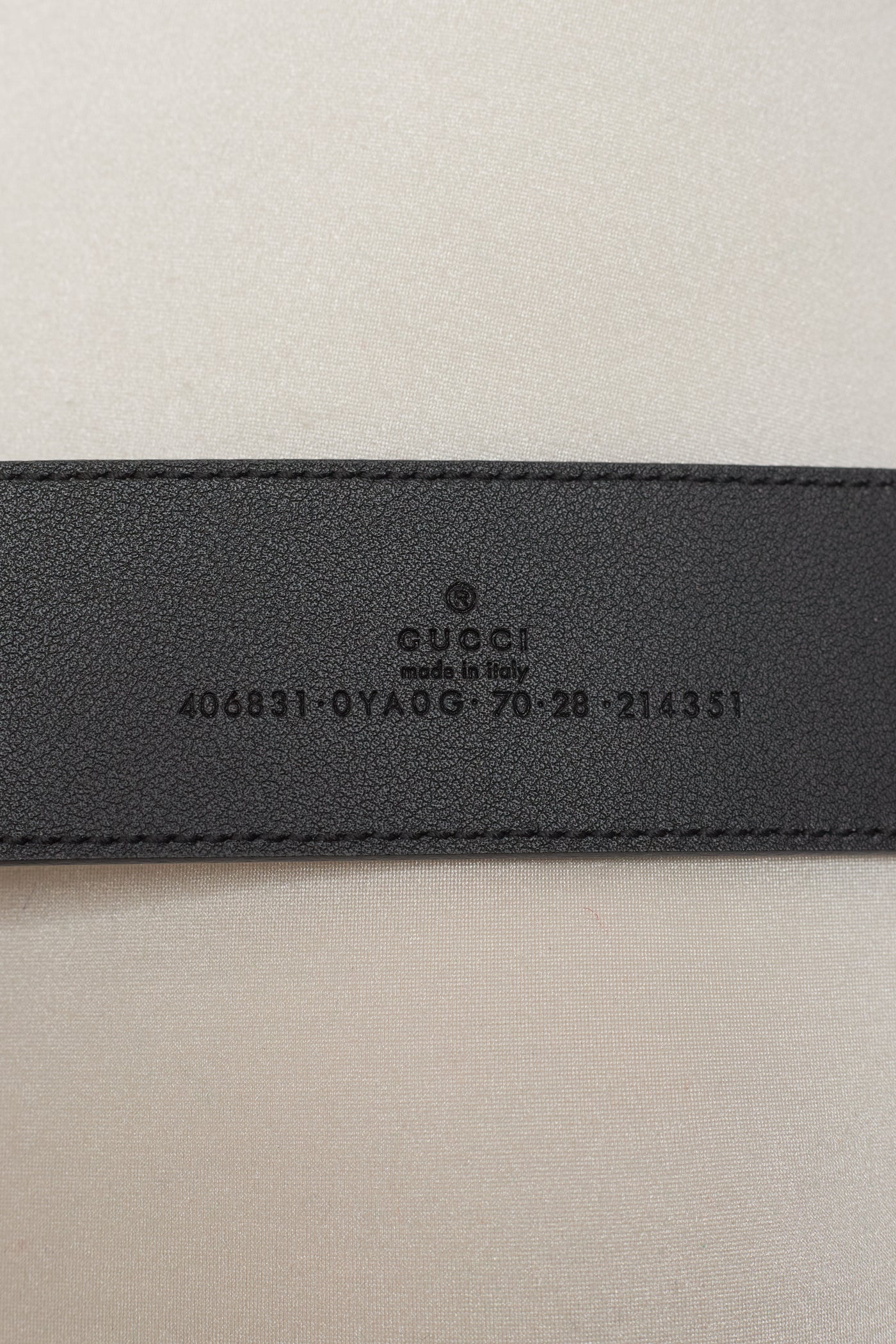 Gucci Wide Black Leather Polished Gold GG Marmont Belt 70