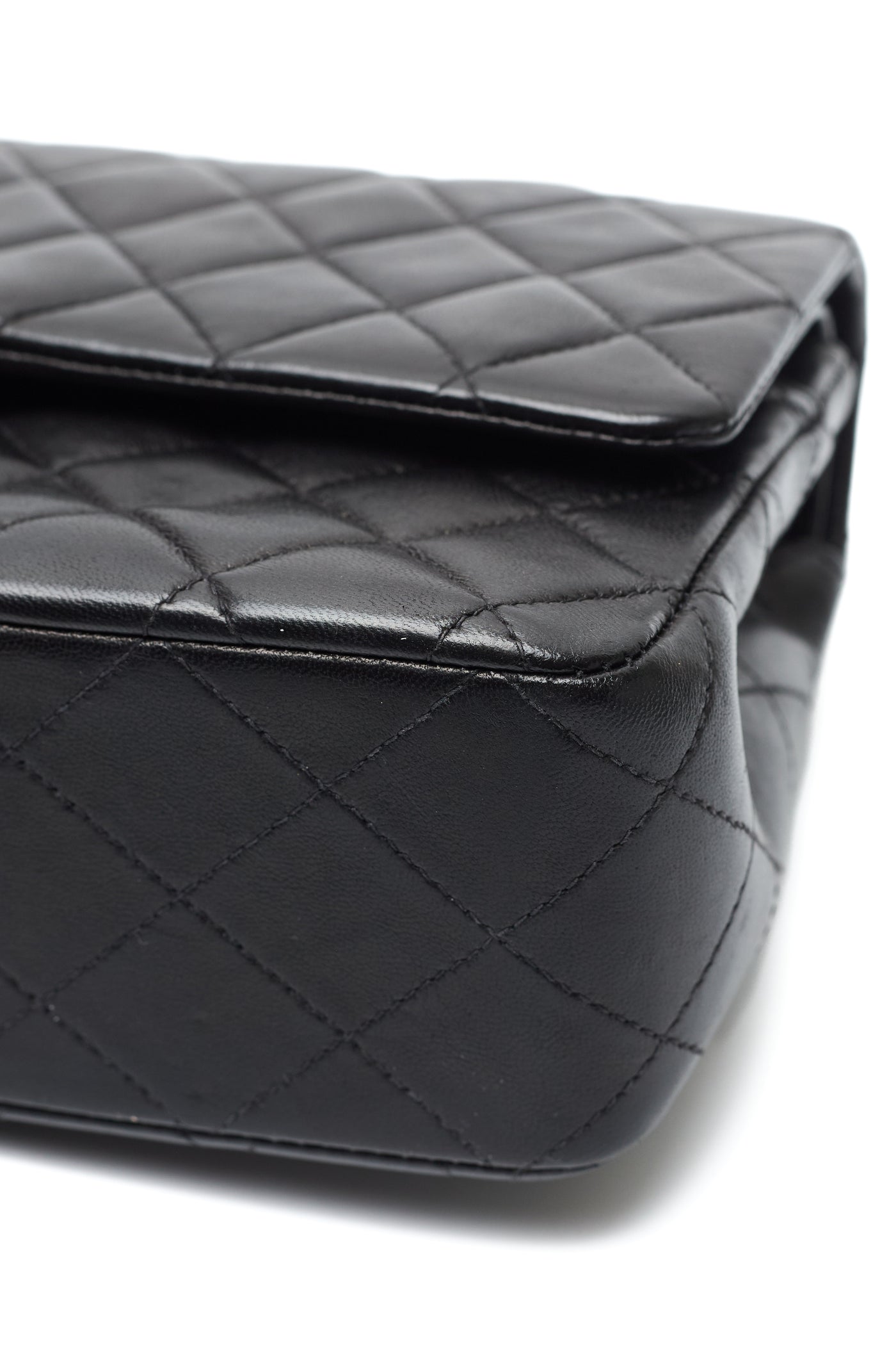 Chanel Vintage Black Lambskin Medium Classic Double Flap
