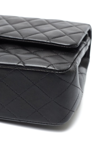 Chanel Vintage Black Lambskin Medium Classic Double Flap