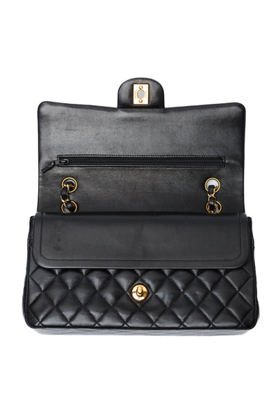 Chanel Vintage Black Lambskin Medium Classic Double Flap