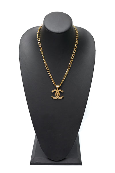 Chanel Vintage Gold Turnlock Pendant Necklace