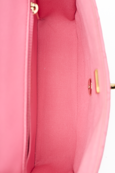 Chanel 2023 Iridescent Pink Lambskin Candy Heart CC Flap Bag