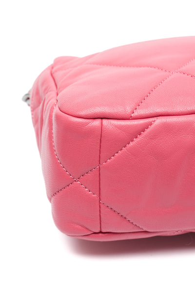 Chanel Pink Shiny Goatskin Medium 19
